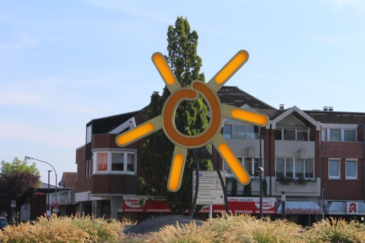 Ferienwohnungen Im Haus Strandburg Groemitz Grömitz Exterior foto