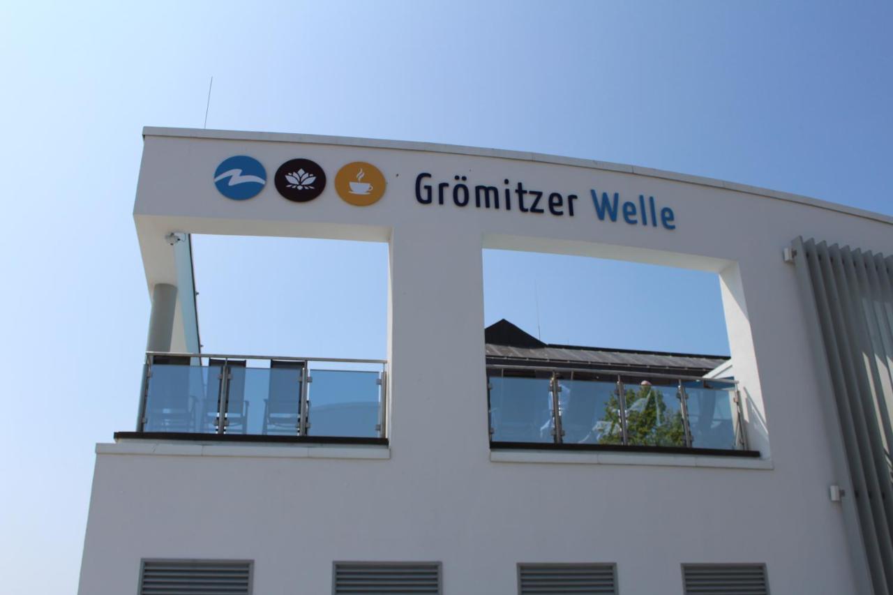 Ferienwohnungen Im Haus Strandburg Groemitz Grömitz Exterior foto