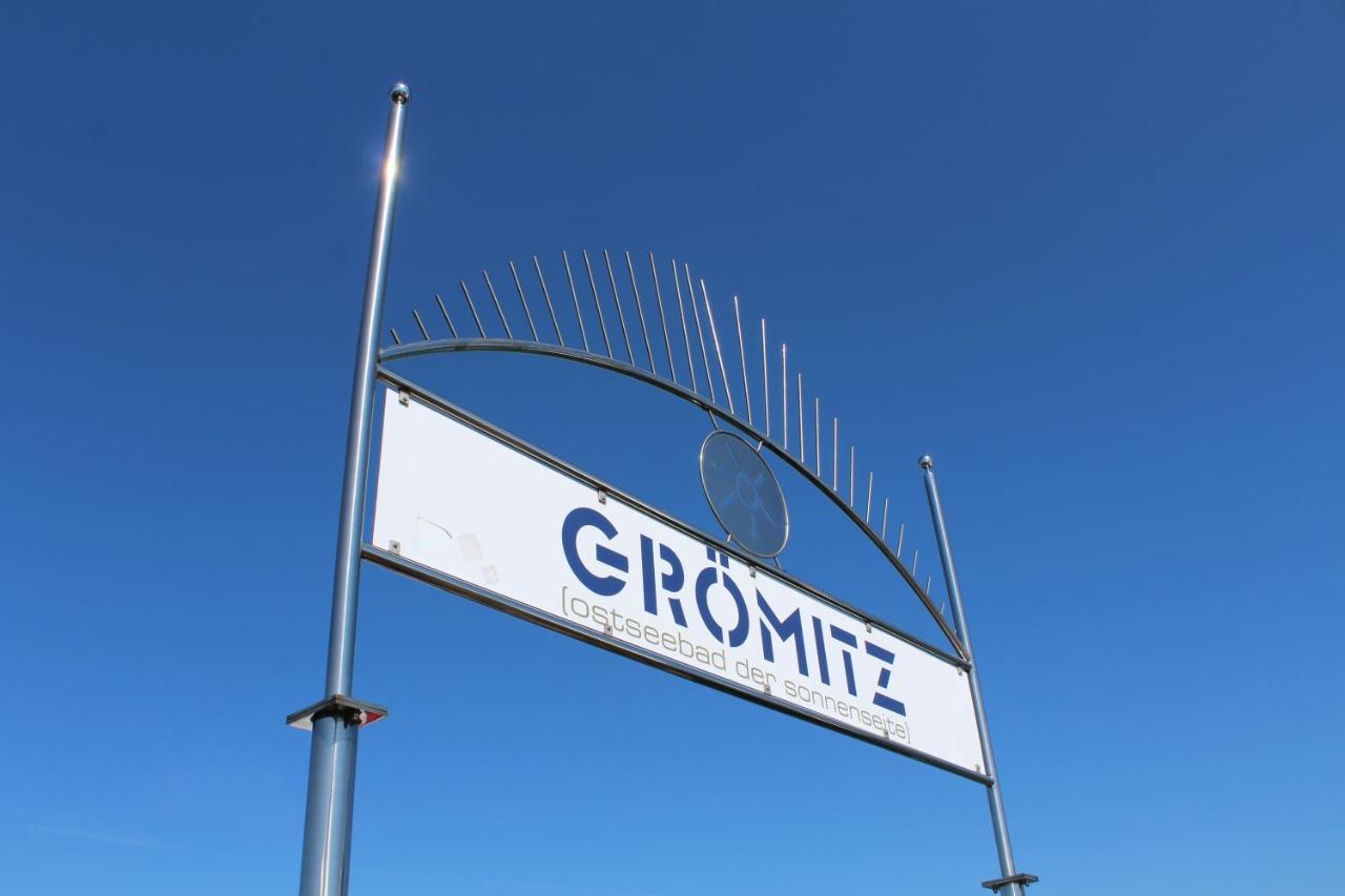 Ferienwohnungen Im Haus Strandburg Groemitz Grömitz Exterior foto
