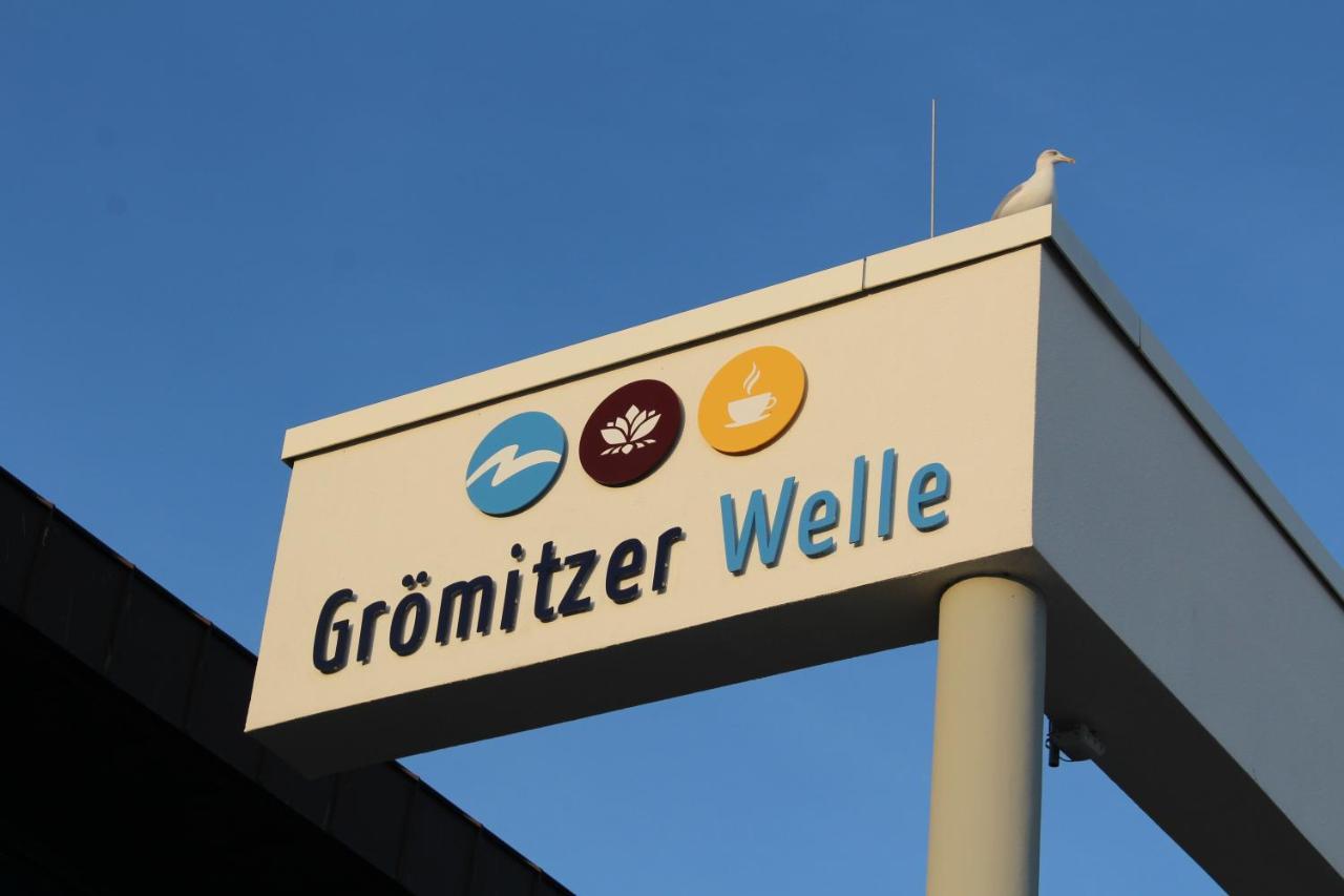 Ferienwohnungen Im Haus Strandburg Groemitz Grömitz Exterior foto